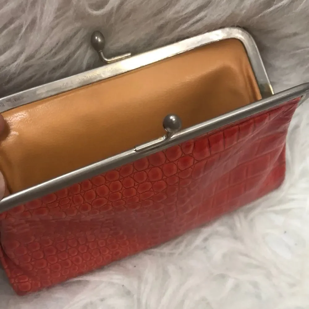 St. Thomas Cowhide Leather Wallet